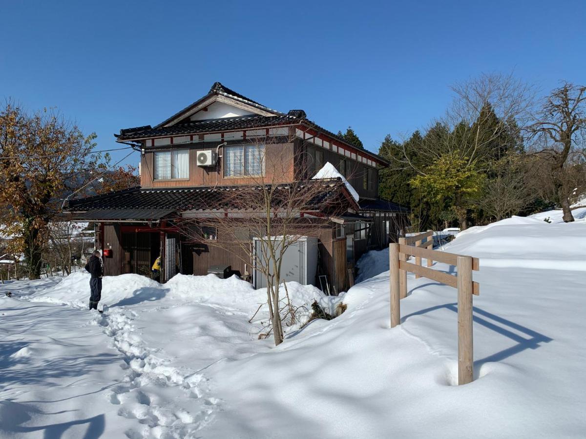 余呉の里山-ランプの宿-さくら 長浜市 エクステリア 写真